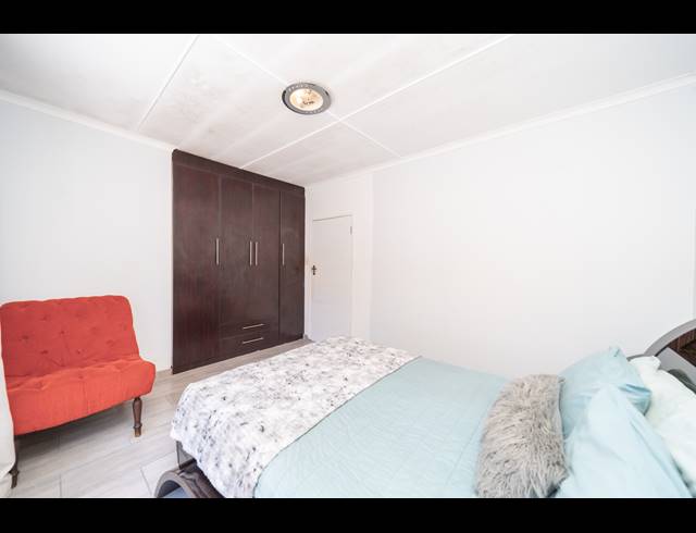 3 BEDROOM HOUSE FOR SALE IN NAHOON VALLEY PARK